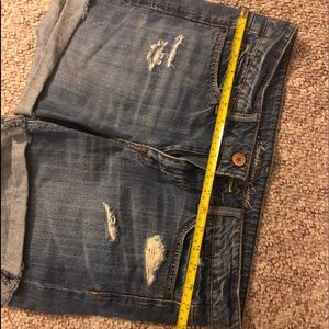 American Eagle distressed jean shorts size 10